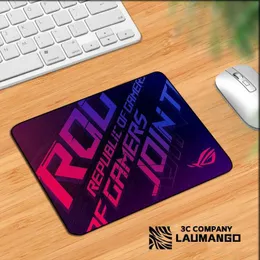 마우스 패드 손목은 ASUS ROG MAUSE ANIME MOUSE MATS 작은 게임용 컴퓨터 책상 매트 카펫 PC 액세서리 게이머 마우스 패드 고무 MAT J240510