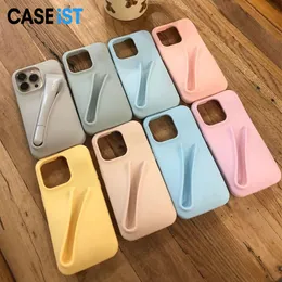 Caseist 3D Lip Balm Phone Case Titular Fashion Ins Designer Portátil Lip Gloss Tint Batom Makeup Clip Silicone Tampa traseira móvel Stand para iPhone 15 14 13 Pro Max Plus