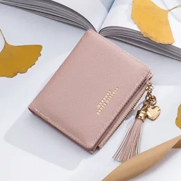 2019 Neue Frauenbrieftasche Kurzkoreanische Version Student Mode dünne kleine Brieftasche Quasten Reißverschluss Brieftasche bereit auf Lagerbestand
