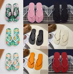 2024 designer Slippers sandals fashion outdoor platform shoes classic pinched beach shoes alphabet print flip flops summer flat casual shoes GAI-9515