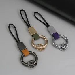 Echte Lederschlüsselschüsse Einfacher Lanyard -Schlüsselring Männer Frauen Autoschlüsselhalter Key Cover Auto Keyring Accessoires Geschenke Telefongurte Telefonbänder