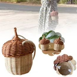 Acornshaped Storage Basket Handwoven Round Rattan Bag Bucket Tropical Beach Style Woven Shoulder Po Props 240509