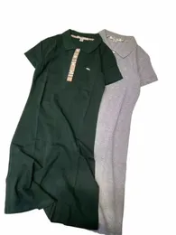 Projektantka damska swoboda DR Classic Klasyka Summer Knitted Dr solidny kolor Flip kołnierz Polo Battle Spur Etykieta haftowa minimalistyczna Midskirt Z5t0#