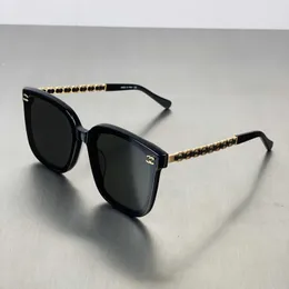 Designer CH Top Sunglasses 2023 Novo Chain Selp Chain Glassses de sol com pernas 6123 Alta versão UV Protection Board for Women