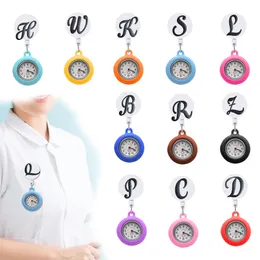 Tecknad accessoarer Svart stora bokstäver Clip Pocket Watches Watch Nurse Badge for Women On Nursing FOB Hang Medicine Clock Drop Delive OtqZ5