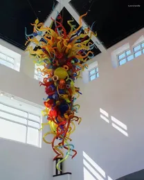 Lustres de lustres chihuly o lustre de vidro soprado com o lustre multicolor altas luminárias longas penduradas para lobby de escadas