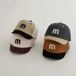 CAPS HATS M-LETTER KIDS DUCK TONGY HAT SUMMER CHIRDS MESH BASEBALL CAP 1-3YEARS BOY GIRL AUTDOOR VISOR FASIONED BABY SUN HAT Y240514