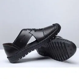 Män antiskid hål andas ihåliga sommarsandaler andningsbar delad sandal läder trend ankel wrap mens casual loafer sko grossistskor n1x8# 982 s e0a8