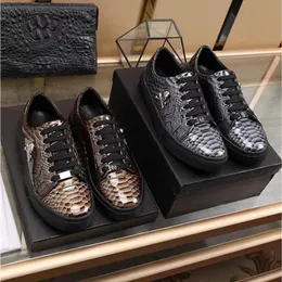 Philipe Plein Sport Schuhe Luxusmarke Sneaker für Männer berühmte Designer -Schuh -Licht -Knochen -Mode hochwertige Business -Skala -Leder -Metallschädel PP Muster Scarpe
