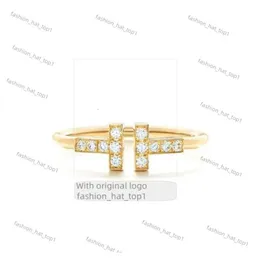 Tiffanyjewelry 링 디자이너 클래식 오픈 더블 커플 링 925 스털링 실버 링 고품질 패션 트렌드 커플 기념일 T 링 링 링 크리스마스 D18