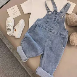 Overalls Spring and Autumn Boys and Girls Full Match Casual Jeans Childrens Fashion Cotton Denim Cover Childrens Cute Wide Leg Denim Pants d240515