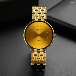 Нарученные часы Missfox Quartz Watch for Men Gold Simple Стильные мужские минималистские унисекс -дизайн водонепроницаемые ручные часы