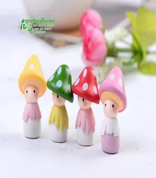 Resin Mushroom Doll Micro Bonsai Fairy Garden Decoration Garden Ornaments Mini Figurines Miniature Moss Terrarium Desktop Planter7021048