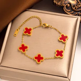 Markendesigner Clover Bracelets Boutique Mode 18K Gold plattiert Geschenkarmband Hochwertige Geschenke Schmuckzubehör Spring einfache Style Titaniumstahlarmband