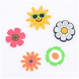 Charms Charms Factory Wholesale Summer Bee Flower Soft Pvc Rubber Shoe Clog For Christmas Gift Drop Delivery Otchi Dhsop