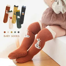 Çocuk Çorap Bebek Çoraplar Kaymaz Uzun Diz Yüksek Çoraplar Pamuk Yumuşak Sıcak Bacaklar Sevimli Hayvan Dionaur Aslan Ev Bahar Çorapları 0-3 YAŞLI2405