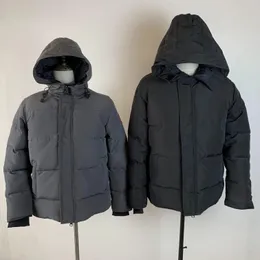디자이너 남자 다운 파카스 재킷 캐나다 겨울 복어 후드 가죽 두꺼운 재킷 아웃복 신사 따뜻한 차가운 코트 보호 바람 방전 방향 오른쪽 로고