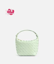 Designer Womens Bag Candy Wallace BotegaVeneta Micro Intrecciato leather shoulder bag Fresh mint