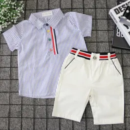 New Boys Babies Polo Camisa de mangas curtas Crianças de verão T-shirt shorts elásticos Conjunto de roupas de moda de traje infantil