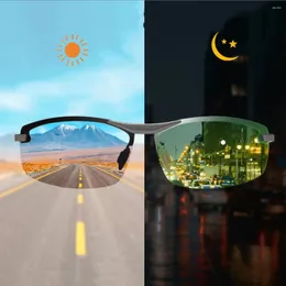 Sunglasses Glasses Yellow Pochromic Polarized Intelligent Color Changing Fishing Driving Day Vision Night Mirror Goggles