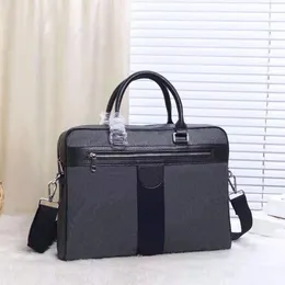 Designer Male Business Single Shoulder Laptop Bag Cross Section Portfölj Datpaket Lutande påse Luxury Men's Laptop Bag Fashion Briefs Satchel