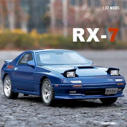 Diecast Model Cars 1 32 Mazda RX7 FC Начальный D Mazda MX5 сплав модель модели Car Diecasts Металлический листовой звук и легкие автомобильные игрушки wx