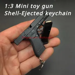 1:3 G17 Metal Toy Gun Model Alloy Mini Keychain Shell Ejection Pistol Fidgets Toy Look Real Impressive Collection Gifts for Boy Adult Portable Luxury Birthday Gift