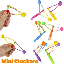 لعبة إزالة الضغط لعبة تململ لعبة Clackers Clack Clack Toy Lato Toy Ball Clacker Maker Childrens Rotating Toy Resistant Rotator B240515