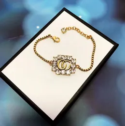 Modedesigner Halskette Armband Klassische Schönheitsstil Perlenarmband Perlen Schmuck Geschenk für Lieben Urlaubsgeschenke
