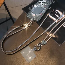 Mobiltelefon hängande rep lång crossbody lanyard med vatten diamant full diamantkedja clip universal med clip antilost lanyard