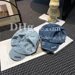 Designer kvinnor basker newboy hatt trendig gata hatt målare hatt denim mössa med metall spänne sommar resor solskade hatt