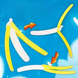 Descompressão brinquedo de brinquedo de banana plástico butterfly knife pressão reduzindo brinquedo banana fruta brinquedo treinamento de butterfly knifes reposição de segurança b240515