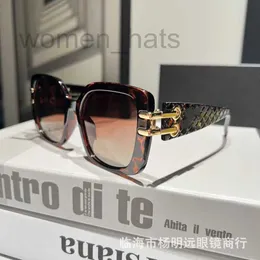 Occhiali da sole Designer Women's Fashion 2024 New Xiaoxiang Edition coreano UV Resistente al viso sloccante Instagram Driving Glasses 8KU5