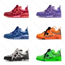 Дизайнерские кроссовки скейт -тренеры мужская обувь телячья кожа кроссовки печатать кружевные женщины для обуви роскошной скейт