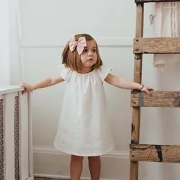 Flickaklänningar 2024 Summerkläder Småbarn Baby Girls Dress Cotton Soft Simple A-Line SMOCK