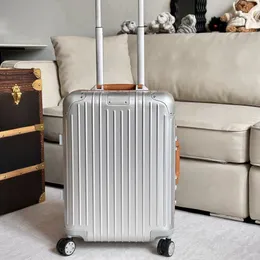 Designer Universal Wheel Koffer Geschäftsreise tragbares Boarding-Gepäck mit hoher Kapazität Koffer 3 Farben