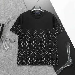 Novos modelos lançados no 2024Designer Black and White Tshirt Designers Men T Mulheres Roupa Luxurys Tees Summer T-shirt camisa pólo shorts de alta qualidade Tamanho asiático