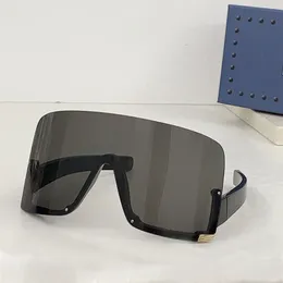 Mask Styling Plain Grey Lenses Mens Womens Designer Sunglasses Trim Square G Details 100%UVA/UVB Protection strap Original box