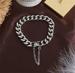 Myyshop Hip Hop Cates Braggle Silver ClipChain 19Cm Hiphop Bracciale Trendsetter Class Gioielli Regali per le donne uomini S0063 BL2922173