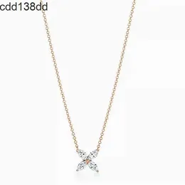 قلادة قلادة قلادة الماس هدية Sailormoon لديها مصمم مجوهر