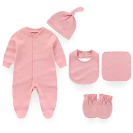 Rompers Fetchmou baby 5 piecesbatch jumpsuitbibglovesglovesglovesgloveshattowel set 100 pure cotton baby tight fitting suit newborn clothing long sleeveL2405