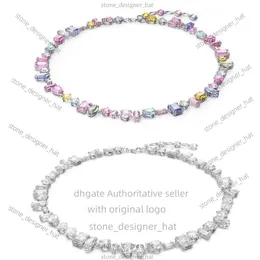 Designer Swarovskis Gioielli fluenti Collana caramella colorata per donne che usano elementi rondine Rainbow Rainbow White Snake Bone Chain B5EA