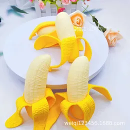 Декомпрессионное выпуск для игрушек моделирование очистки банана, зажимая радостный фруктовый бог инструмент Spooky Trick H240516