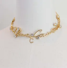 2024 Luxusqualität Charme Drop Ohrring Spezial Designer Schmuck Anhänger Halskette mit Diamant in 18 Karat Gold plattiert haben Stampbox Wörter Ps3614b