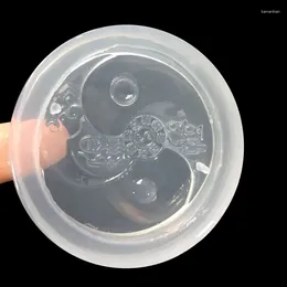 Moldes de cozimento espelho superfície de cristal de cristal diy cola molde de silicone yin yang buraco duplo jade pingente tai tu 16354