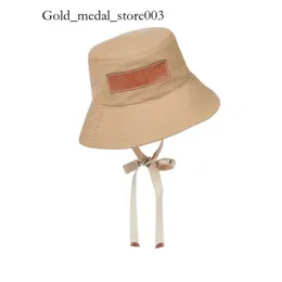 Loewew Hat Fashion Straw Loewew Tank Hat Womens Designer Bucket H for Luxury Summer Flat Figted Beach Hats Sun Proteciun Sun Proteciund Gold Lowve Buckets Cap 961