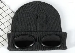 BeanieSkull Caps 2022 Winter Women Knitted Hip Hop Beanie With Goggle Decoration Female Pilot Style Skull Cap Hat H3 Wend228445816