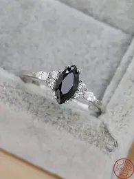 Clusterringe S925 Sterling Silber Ring Ovales Schwarzes Achat Set mit Diamond Simple Design in Europa und Amerika Prom Party Style Mode Frauen Frauen