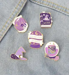 Magic Witch Hat Book Collar Brosches Women Alloy Paint Letter Moon Star Lapel Pins For Backpack Cap Kjol Badge Clothes Accessorie5770051