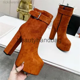 YS YSLHEELS Y -formade stövlar Luxur Design Elegant ASND Perfect Cool Girl In Autumn Winter Alphabet Anti -Priminkle Fashion Leisure Boots DDD